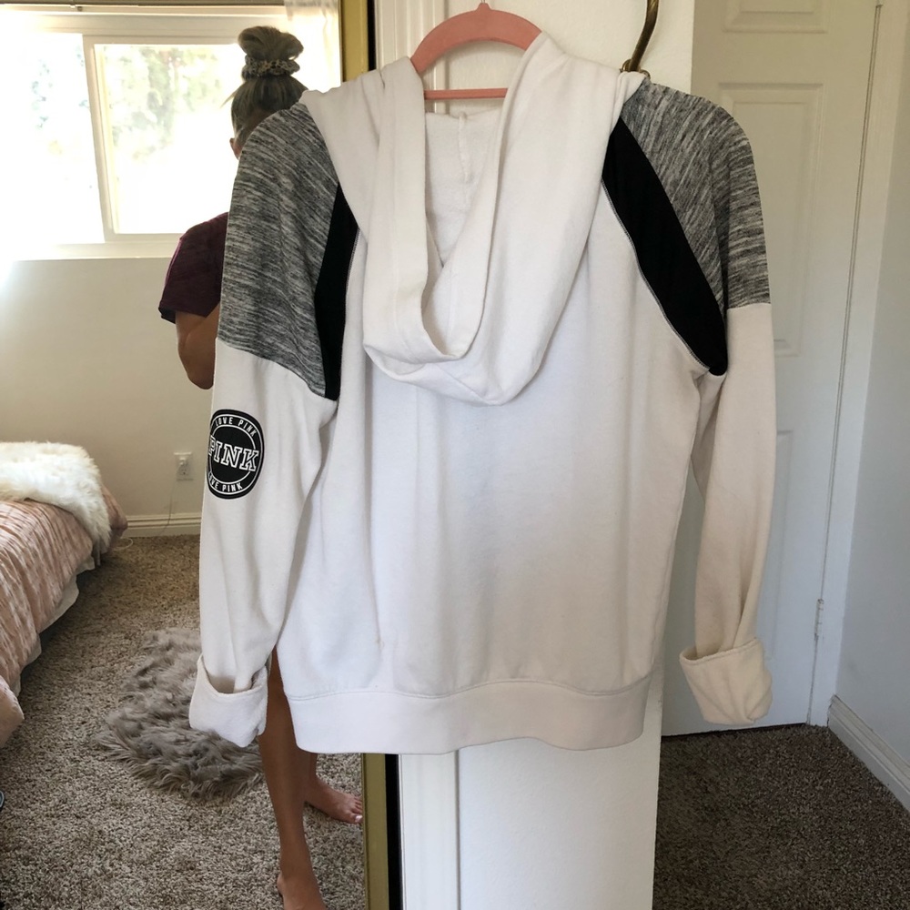 VS Pink hoodie - Picture 3 of 5